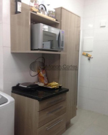 Imagem Imóvel com 2 Quartos à Venda, 70 m² em Centro - Niterói Imagem Imóvel com 2 Quartos à Venda, 70 m² em Centro - Niterói