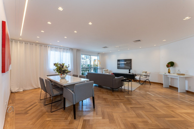 Imagem Imóvel com 2 Quartos à Venda, 143 m² em Itaim Bibi - São Paulo Imagem Imóvel com 2 Quartos à Venda, 143 m² em Itaim Bibi - São Paulo
