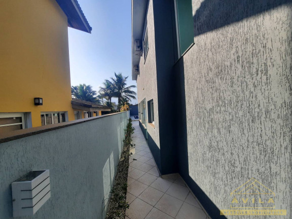 Imagem Casa com 3 Quartos à Venda, 252 m² em Bertioga