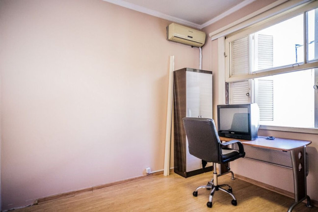 Imagem Apartamento com 2 Quartos à Venda, 90 m² em São João - Porto Alegre Imagem Apartamento com 2 Quartos à Venda, 90 m² em São João - Porto Alegre