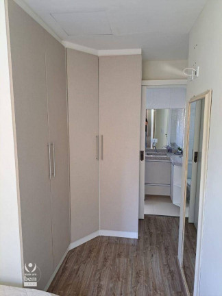 Imagem Sobrado com 3 Quartos à Venda, 136 m² em Santa Cândida - Curitiba