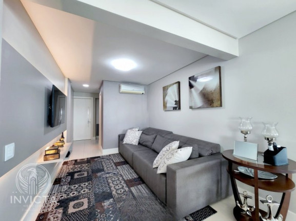 Imagem Apartamento com 3 Quartos à Venda, 200 m² em Centro - Balneário Camboriú