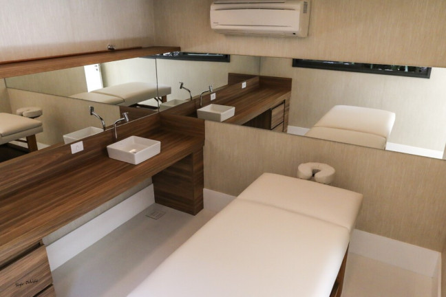 Imagem Apartamento com 4 Quartos à Venda, 327 m² em Moinhos De Vento - Porto Alegre