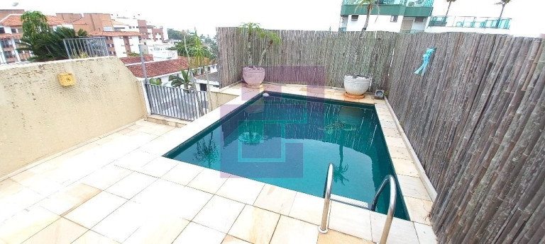 Imagem Cobertura com 3 Quartos à Venda, 300 m² em Enseada - Guarujá Imagem Cobertura com 3 Quartos à Venda, 300 m² em Enseada - Guarujá
