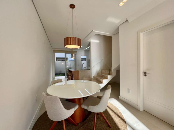 Imagem Sobrado com 2 Quartos à Venda, 120 m² em Zona Nova - Capao Da Canoa