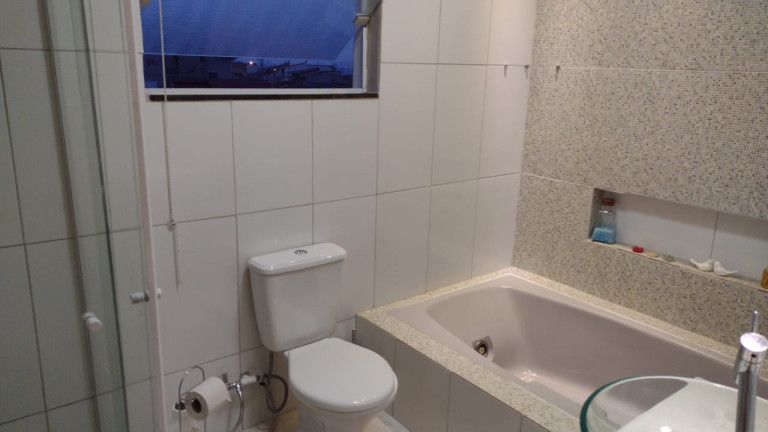 Imagem Sobrado com 3 Quartos à Venda, 250 m² em Jardim Carolina - Sorocaba Imagem Sobrado com 3 Quartos à Venda, 250 m² em Jardim Carolina - Sorocaba
