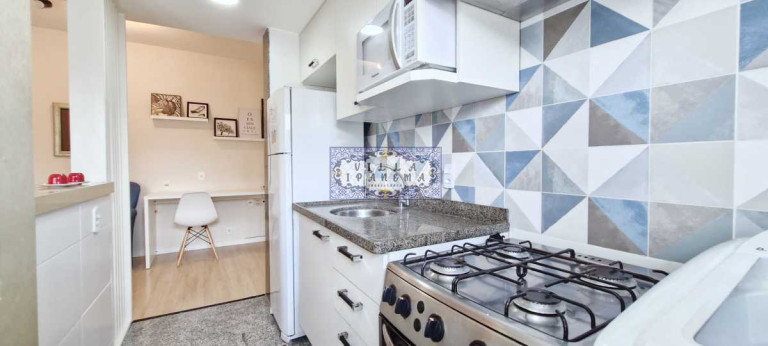 Imagem Apartamento com 2 Quartos à Venda, 84 m² em Ipanema - Rio De Janeiro Imagem Apartamento com 2 Quartos à Venda, 84 m² em Ipanema - Rio De Janeiro