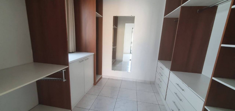 Imagem Casa de Condomínio com 3 Quartos à Venda, 160 m² em Tamboré - Santana De Parnaíba Imagem Casa de Condomínio com 3 Quartos à Venda, 160 m² em Tamboré - Santana De Parnaíba