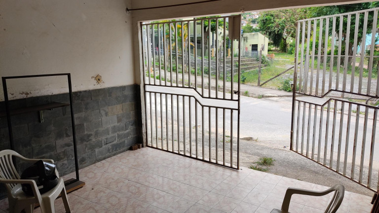 Imagem Casa com 3 Quartos à Venda, 210 m² em Veneza - Ribeirão Das Neves