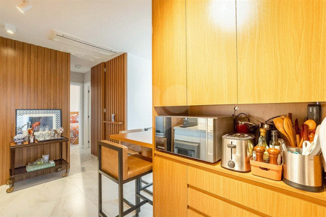 Imagem Apartamento com 2 Quartos à Venda, 71 m² em Jardim América - São Paulo