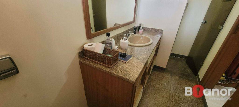 Imagem Casa com 4 Quartos à Venda, 700 m² em Centro - Blumenau Imagem Casa com 4 Quartos à Venda, 700 m² em Centro - Blumenau