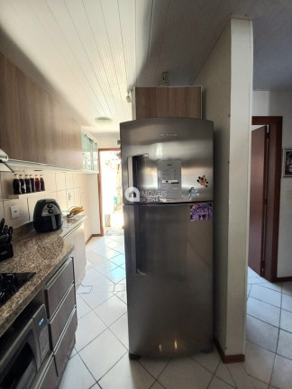 Imagem Casa com 3 Quartos à Venda, 86 m²