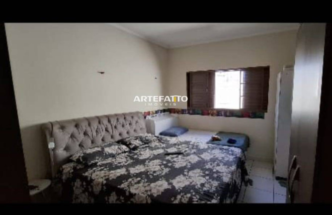 Imagem Casa com 2 Quartos à Venda, 144 m² Imagem Casa com 2 Quartos à Venda, 144 m²