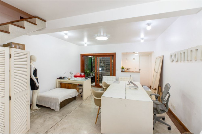 Imagem Casa com 3 Quartos à Venda, 150 m² em Jardim Paulista - São Paulo Imagem Casa com 3 Quartos à Venda, 150 m² em Jardim Paulista - São Paulo