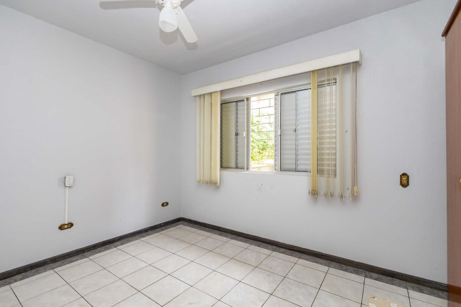 Imagem Casa com 4 Quartos à Venda, 200 m² em Bigorrilho - Curitiba