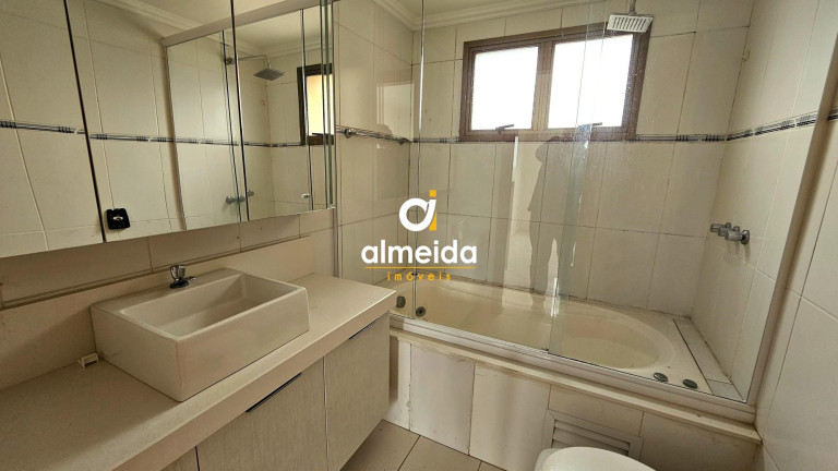 Cobertura com 3 Quartos à Venda, 323 m² em Nossa Senhora Das Dores - Santa Maria