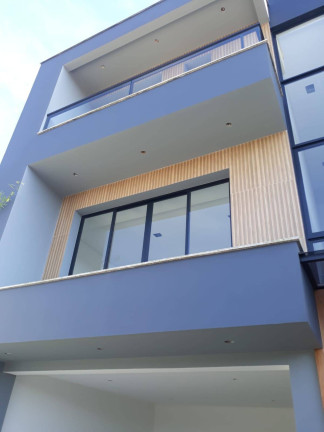 Imagem Casa com 3 Quartos à Venda, 169 m² em Floresta - Joinville Imagem Casa com 3 Quartos à Venda, 169 m² em Floresta - Joinville