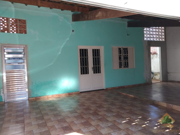 Sobrado com 4 Quartos à Venda, 192 m² em Parque Santa Clara - Guaratinguetá