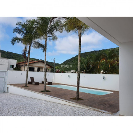 Imagem Casa com 3 Quartos à Venda, 152 m² em Barra - Balneário Camboriú