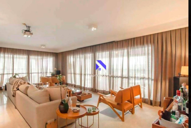 Imagem Apartamento com 4 Quartos à Venda, 305 m² em Moema - São Paulo Imagem Apartamento com 4 Quartos à Venda, 305 m² em Moema - São Paulo