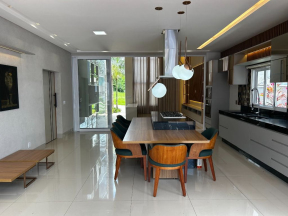 Imagem Casa com 3 Quartos à Venda, 291 m² em Condomínio Do Lago - Goiânia Imagem Casa com 3 Quartos à Venda, 291 m² em Condomínio Do Lago - Goiânia