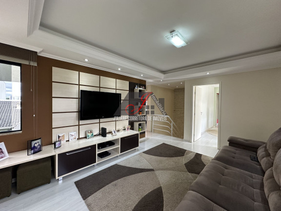Imagem Casa com 3 Quartos à Venda, 200 m² em Pinheirinho - Curitiba