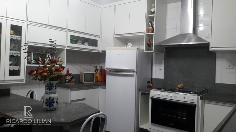 Imagem Casa com 3 Quartos à Venda, 296 m² em Parque Continental I - Guarulhos Imagem Casa com 3 Quartos à Venda, 296 m² em Parque Continental I - Guarulhos