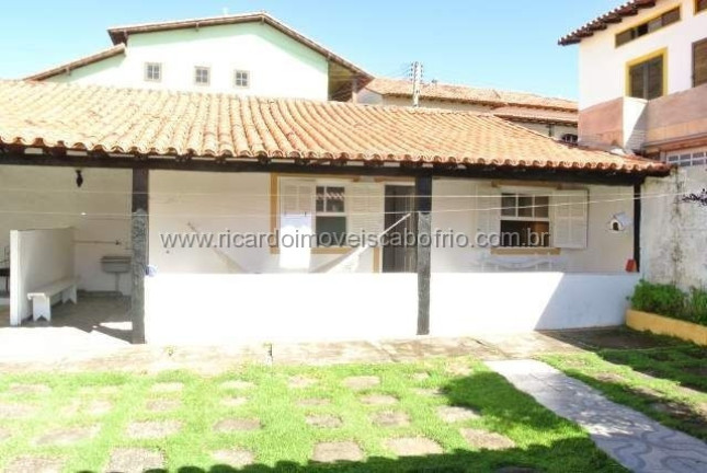 Imagem Imóvel com 4 Quartos à Venda, 150 m² em Peró - Cabo Frio Imagem Imóvel com 4 Quartos à Venda, 150 m² em Peró - Cabo Frio