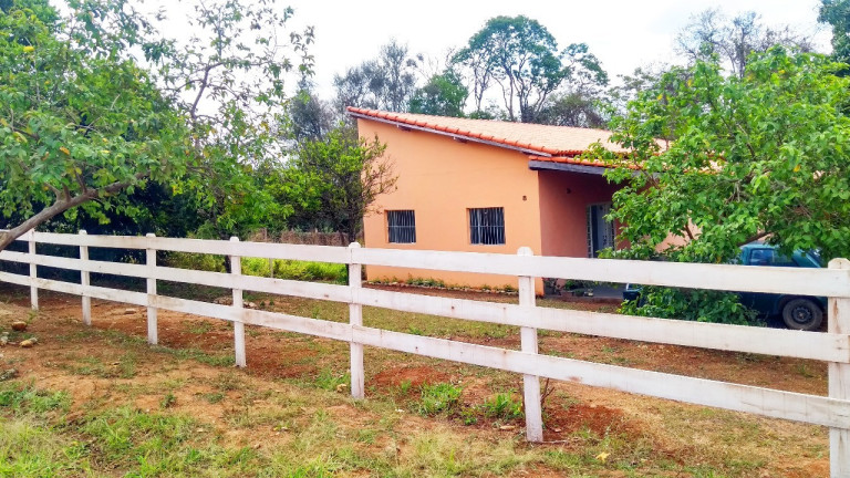 Imagem Imóvel com 3 Quartos à Venda, 160 m² em Bairro Dos Lopes - Porangaba Imagem Imóvel com 3 Quartos à Venda, 160 m² em Bairro Dos Lopes - Porangaba