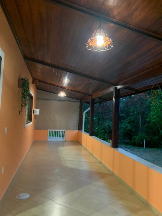 Imagem Imóvel com 4 Quartos à Venda, 200 m² em área Rural De Guaratinguetá - Guaratinguetá Imagem Imóvel com 4 Quartos à Venda, 200 m² em área Rural De Guaratinguetá - Guaratinguetá