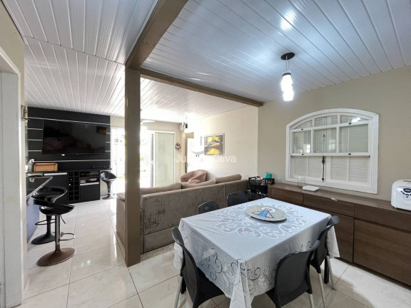 Imagem Sobrado com 6 Quartos à Venda, 163 m² em Barra Do Sai - Itapoá