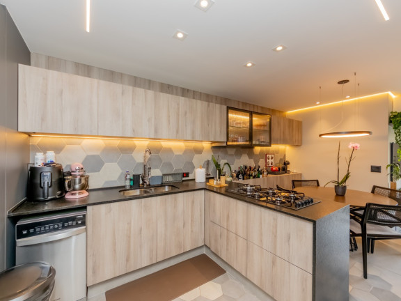 Imagem Apartamento com 1 Quarto à Venda, 64 m² em Vila Uberabinha - São Paulo