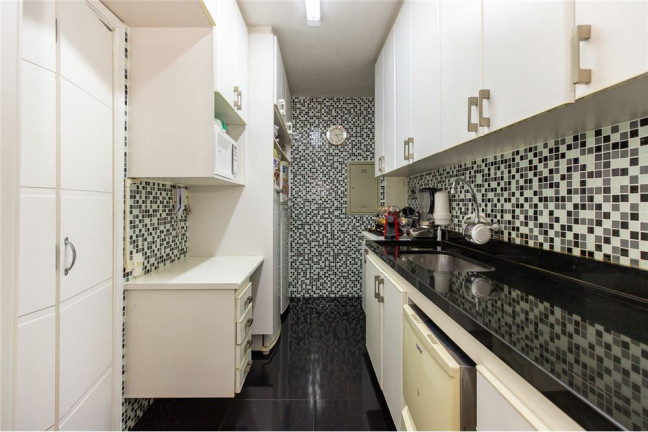 Imagem Imóvel com 1 Quarto à Venda, em Vila Suzana - São Paulo Imagem Imóvel com 1 Quarto à Venda, em Vila Suzana - São Paulo