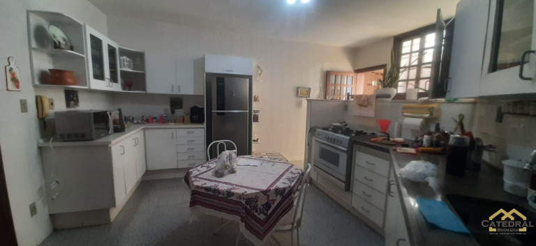Imagem Casa com 4 Quartos para Alugar, 277 m² em Jardim Das Samambaias - Jundiaí Imagem Casa com 4 Quartos para Alugar, 277 m² em Jardim Das Samambaias - Jundiaí
