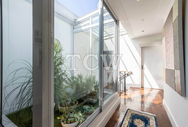 Imagem Casa de Condomínio com 4 Quartos à Venda, 688 m² em Chácara Santo Antônio (zona Sul) - São Paulo