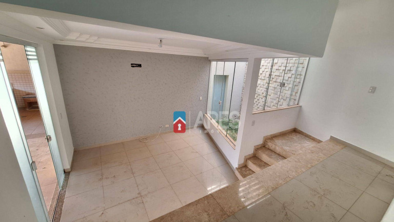 Imagem Casa com 3 Quartos para Alugar, 200 m² em Jardim São José - Americana Imagem Casa com 3 Quartos para Alugar, 200 m² em Jardim São José - Americana