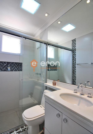 Imagem Apartamento com 3 Quartos à Venda, 220 m²