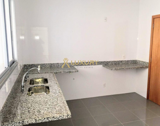 Imagem Imóvel com 4 Quartos à Venda, 137 m² em Vila Da Serra - Nova Lima Imagem Imóvel com 4 Quartos à Venda, 137 m² em Vila Da Serra - Nova Lima