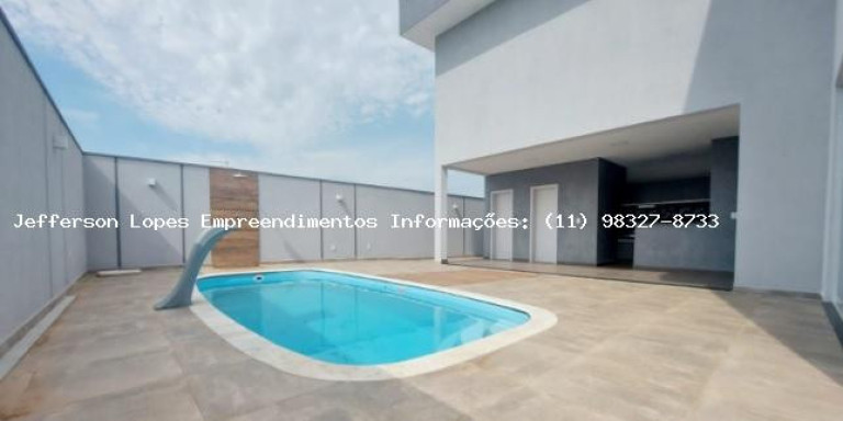 Imagem Casa com 3 Quartos à Venda, 221 m² em Jardim D`icarai - Salto