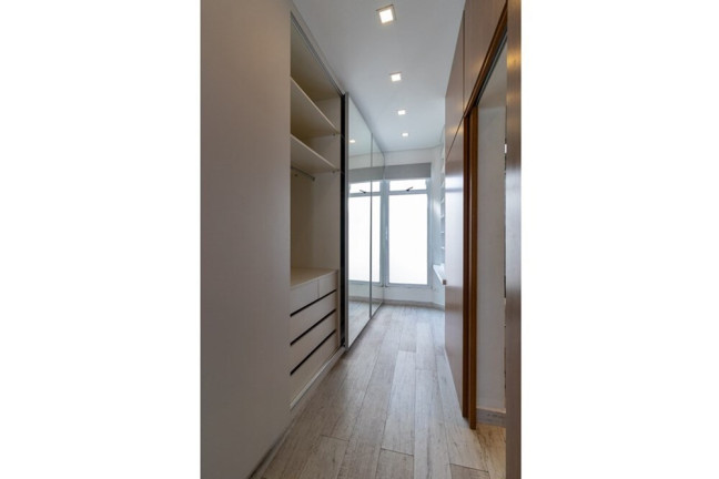 Imagem Casa com 4 Quartos à Venda, 342 m² em Bosque Da Saúde - São Paulo Imagem Casa com 4 Quartos à Venda, 342 m² em Bosque Da Saúde - São Paulo