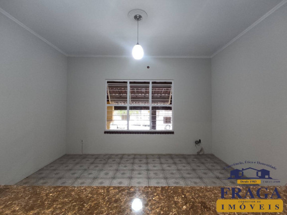 Imagem Casa com 2 Quartos à Venda, 110 m² em Jardim Abaeté - Sorocaba Imagem Casa com 2 Quartos à Venda, 110 m² em Jardim Abaeté - Sorocaba