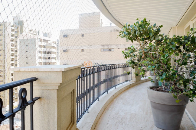 Imagem Imóvel com 4 Quartos à Venda, 488 m² em Cambuí - Campinas Imagem Imóvel com 4 Quartos à Venda, 488 m² em Cambuí - Campinas