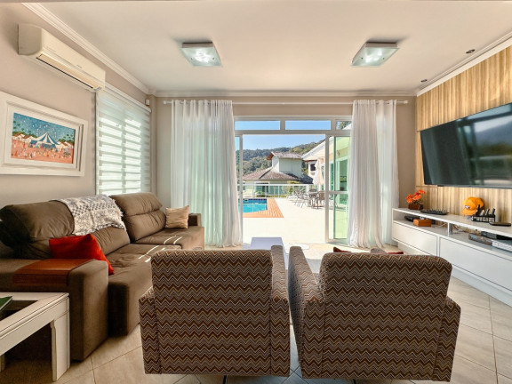 Imagem Casa de Condomínio com 4 Quartos à Venda, 701 m² em Córrego Grande - Florianópolis