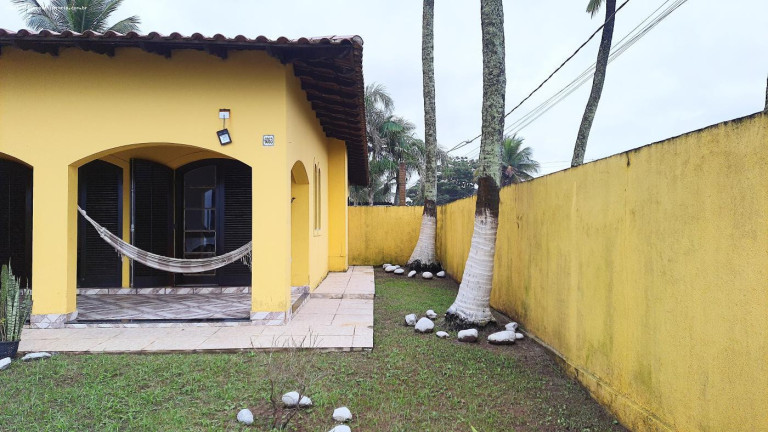Imagem Casa com 4 Quartos à Venda, 175 m² em Balneário Oásis - Peruíbe