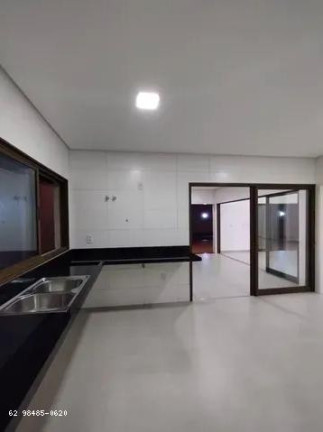 Imagem Casa com 3 Quartos à Venda, 351 m² em Residencial Goiânia Golfe Clube - Goiânia