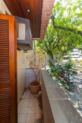 Imagem Apartamento com 3 Quartos à Venda, 112 m² em Petrópolis - Porto Alegre Imagem Apartamento com 3 Quartos à Venda, 112 m² em Petrópolis - Porto Alegre