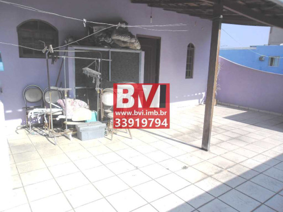 Imagem Casa com 3 Quartos à Venda, 272 m² em Irajá - Rio De Janeiro