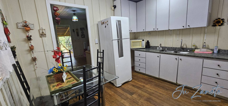 Imagem Casa com 3 Quartos à Venda, 450 m² em Rio Do Nunes - Antonina Imagem Casa com 3 Quartos à Venda, 450 m² em Rio Do Nunes - Antonina
