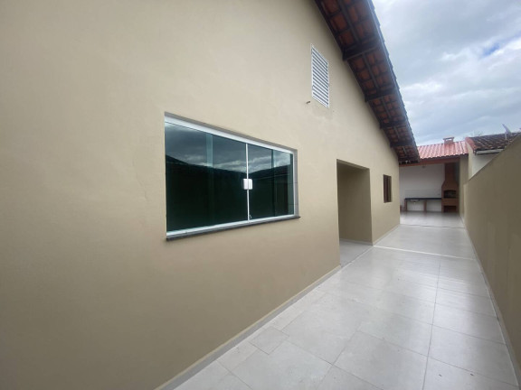Imagem Casa com 3 Quartos à Venda, 360 m² em Grandesp - Itanhaém Imagem Casa com 3 Quartos à Venda, 360 m² em Grandesp - Itanhaém