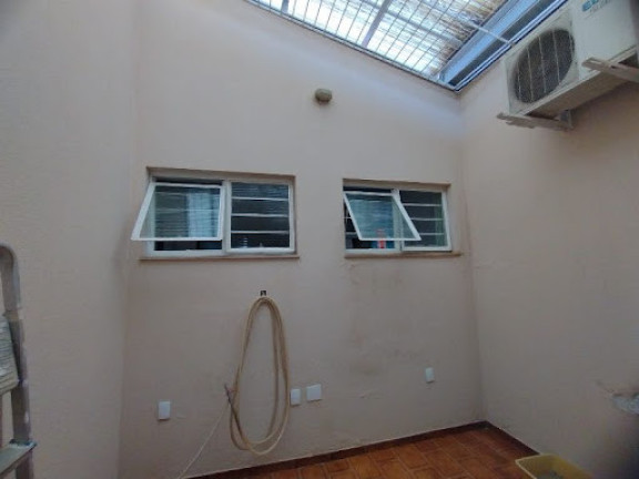 Imagem Casa com 3 Quartos à Venda, 230 m² em Jardim Simus - Sorocaba Imagem Casa com 3 Quartos à Venda, 230 m² em Jardim Simus - Sorocaba